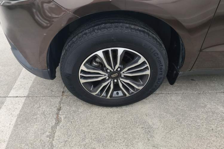 Used Geely Auto Vision X6 2016 1.8L Manual Luxury Model

