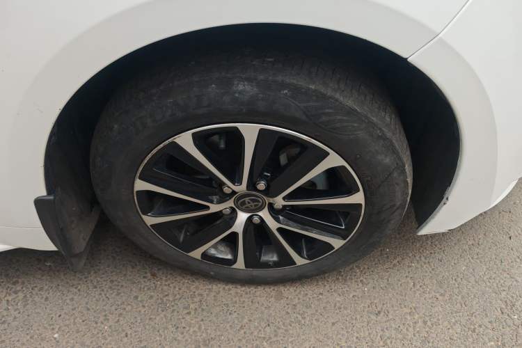 Used Toyota Levin 2023 Smart Electric Hybrid Dual-Engine 1.8L Leading Edition
