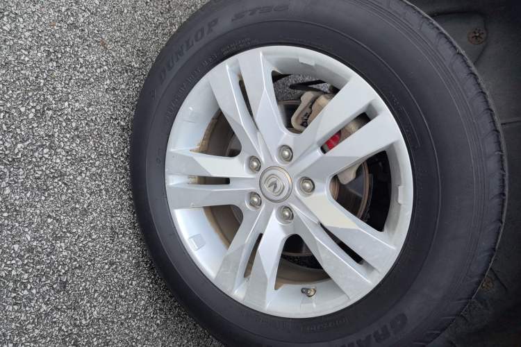 Used CHANGAN CS75 2014 1.8T Automatic Elite Version China V Standard Right Rear Wheel Hub
