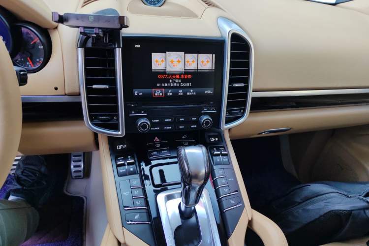 Used Porsche Cayenne 2016 Cayenne Platinum Edition 3.0T
