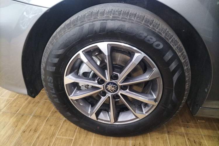 Used BYD Qin PLUS 2024 HONOR Edition DM-i 55KM Leading Model
