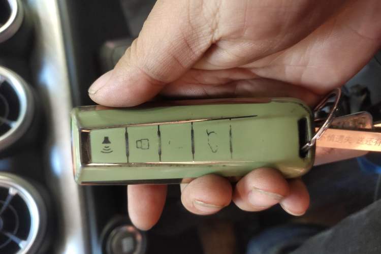 Used Wey VV5 2021 1.5T Two-Wheel Drive Smart Pioneer
