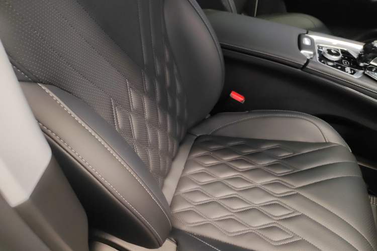 Used Chery Tiggo 7 PLUS 2023 Champion Edition 1.5TGDI DCT Prestige Model Right Front Seat