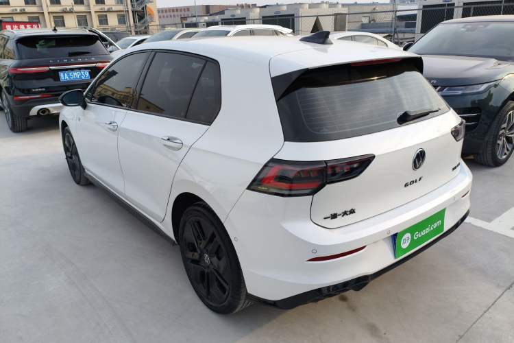 Used Volkswagen Golf 2025 300TSI R-Line