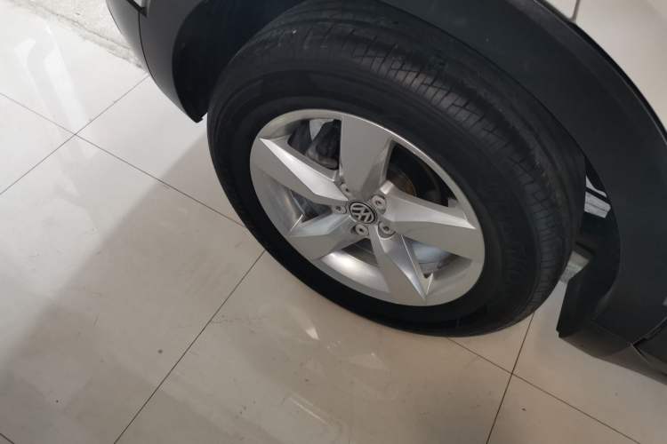 Used Volkswagen T-Cross 2020 1.5L Automatic Fashion Edition Right Rear Wheel Hub