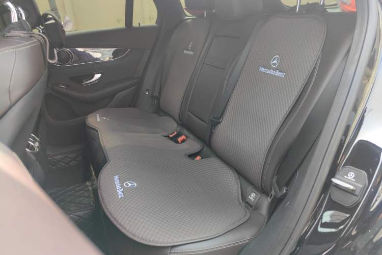 Used Mercedes-Benz GLC 2017 GLC 260 4MATIC Luxury Model
