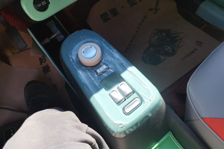 Used CHANGAN NEVO Lumin 2023 205km Xiangqin Version Gear Lever