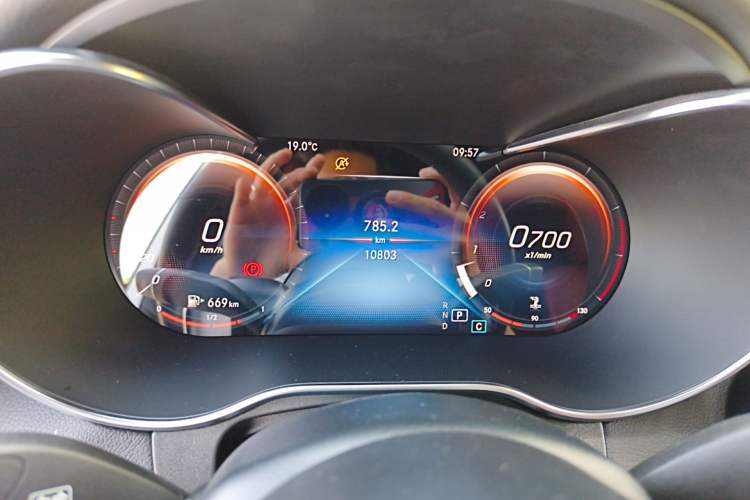 Used Mercedes-Benz GLC Coupe 2018 GLC 200 4MATIC Coupe SUV
