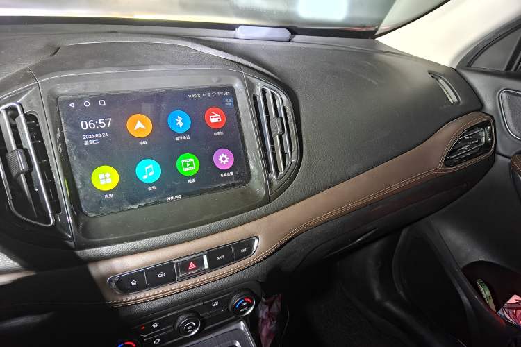 Used Chery Tiggo 7 2018 1.5T Automatic Luxury Edition China V Standard Audio And AC Panel