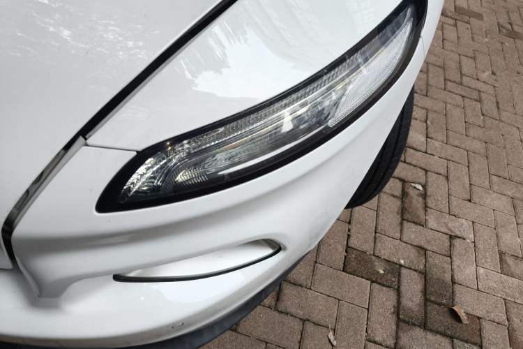 Used Jeep Cherokee 2016 2.0L Superior Edition Left Front Headlight