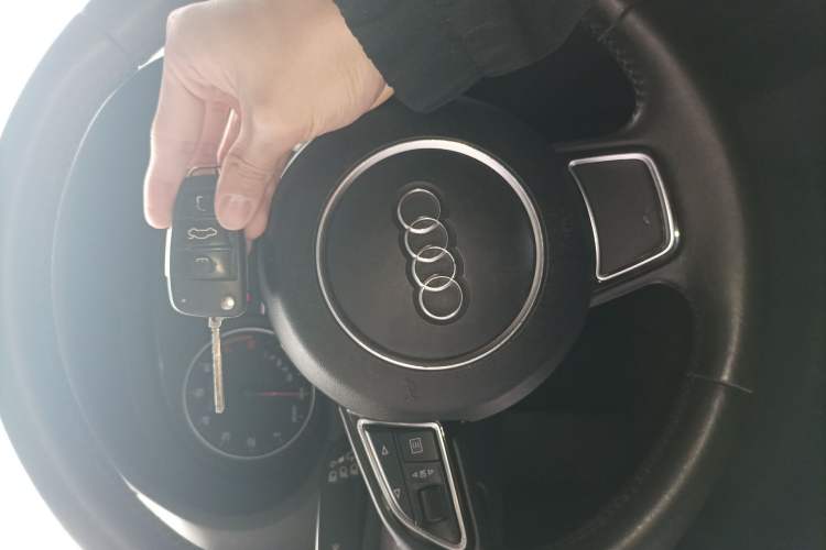 Used Audi A3 2016 Limousine 35 TFSI Prestige Edition