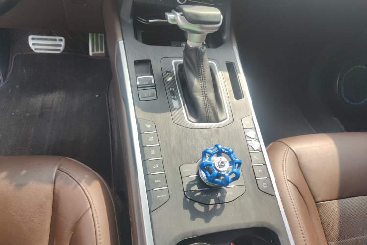 Used Wey VV5 2017 2.0T Ultra-Luxury Version
