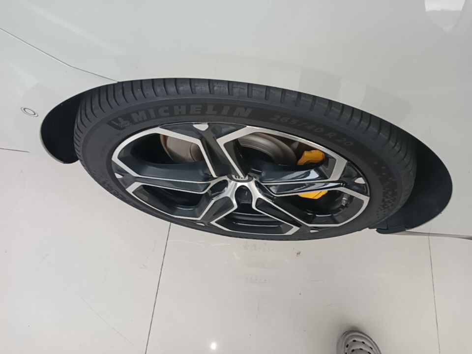 Xiaomi Auto SU7 2024 Four-Wheel Drive Ultra-Long Range Advanced Intelligent Driving Max Edition — снимка 11