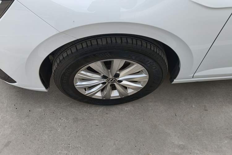 Used Volkswagen Lavida 2023 New Rui 1.5L Automatic New Yi Edition Left Front Wheel Hub