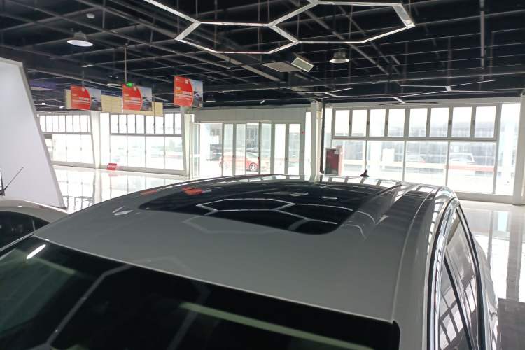 Used Volkswagen Viloran 2022 380TSI Prestige Edition
