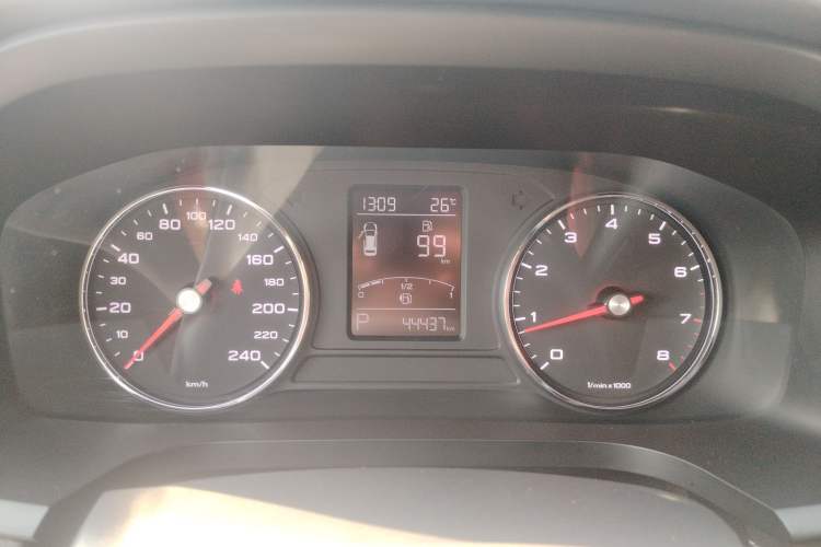 Used Roewe i6 2020 PLUS 1.6L CVT 4G Connected Glory Flagship Edition