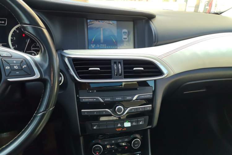 Used Infiniti QX30 2017 1.6T Two-Wheel-Drive Sport Edition
