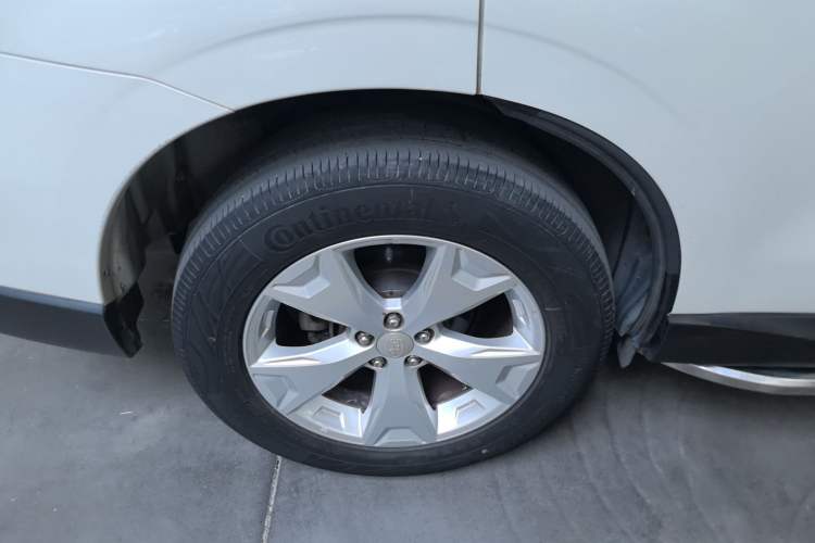 Used Subaru Forester 2014 2.0i Automatic Luxury Edition