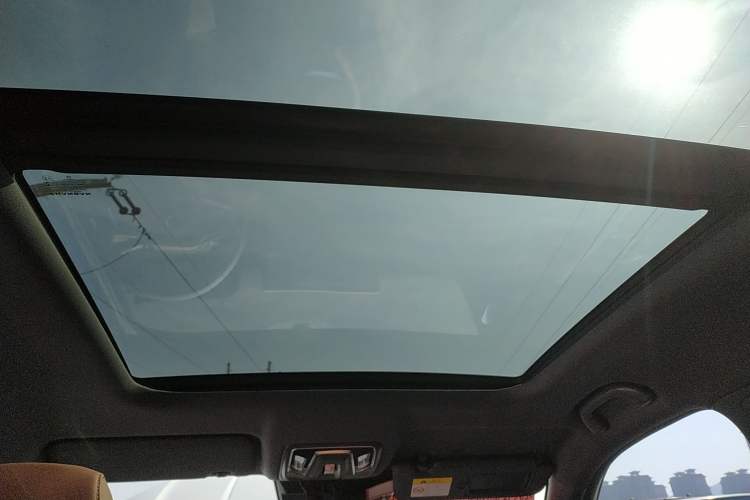 Used Changan UNI-Z 2025 1.5T Premium Edition
