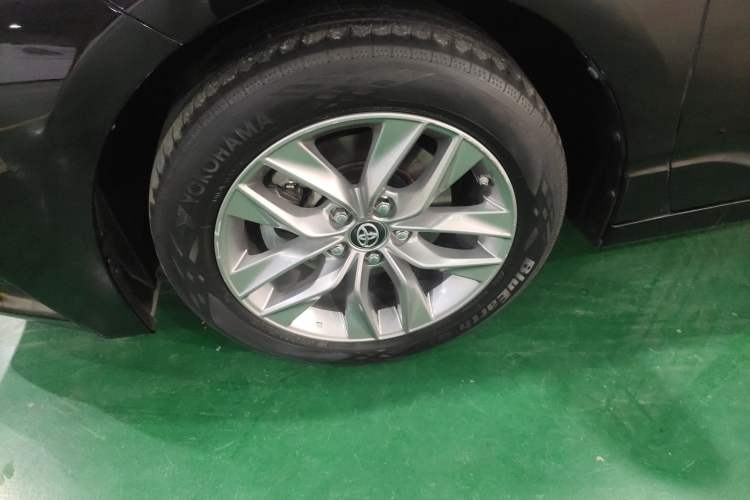 Used Toyota Avalon 2019 2.0L Luxury Edition China VI Standard Left Front Wheel Hub