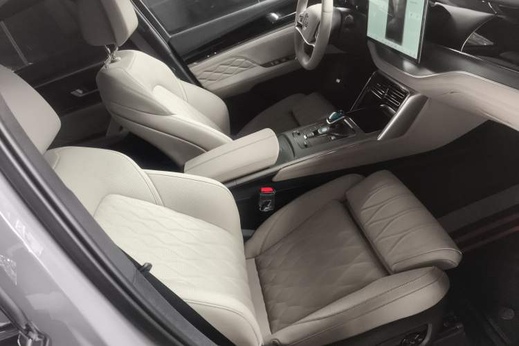 Used BYD Tang New Energy 2025 Intelligent Driving Version DM-i 115KM Flagship Edition