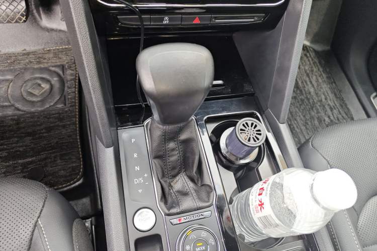 Used Volkswagen Teramont 2020 380TSI Four-Wheel Drive Luxury Version China VI Standard Gear Lever