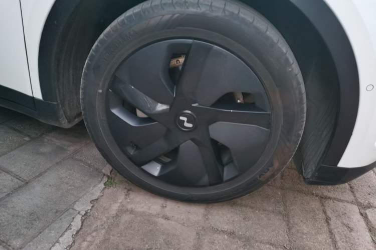 Used ONVO L60 2024 60 kWh Rear-Drive Version