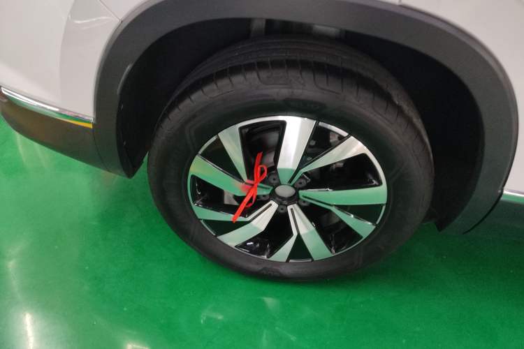 Used Volkswagen Tayron 2021 330TSI Two-Wheel Drive Luxury Smart Connectivity Version
