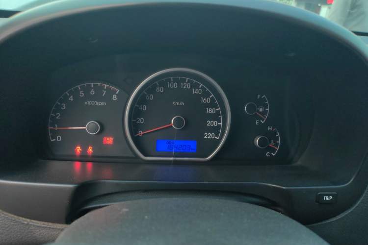 Used Hyundai Celesta 2011 1.6L Manual Comfort Edition