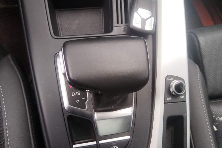 Used Audi A4L 2020 40 TFSI Luxury Dynamic Model