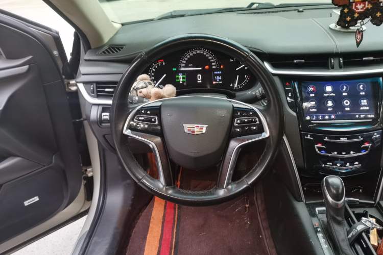 Used Cadillac XTS 2018 28T Tech Edition Steering Wheel