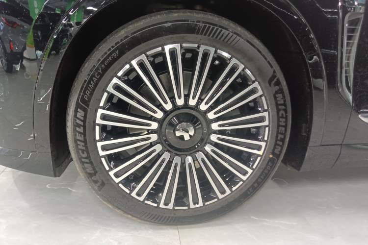 Used Nio ES8 2026 Model 6-seat Executive Luxury Edition Left Front Wheel Hub