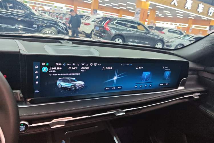 Used Ford Edge 2025 Ford Explorer L 2.0T EcoBoost E-Hybrid Two-Wheel Drive 7-Seater Luxury Model