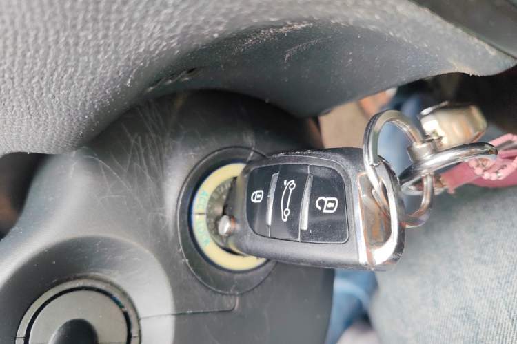 Used Suzuki Swift 2016 1.5L Automatic Fashionable Coolplay Edition
