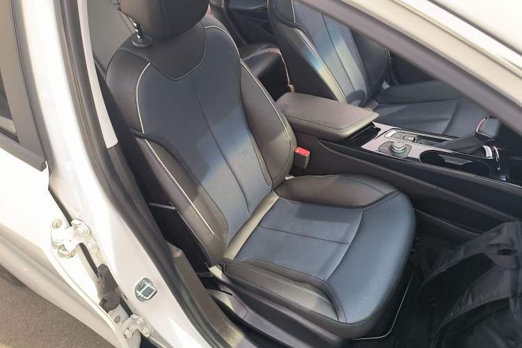 Used Buick Velite 6 2024 430km Enjoyment Version Right Front Seat