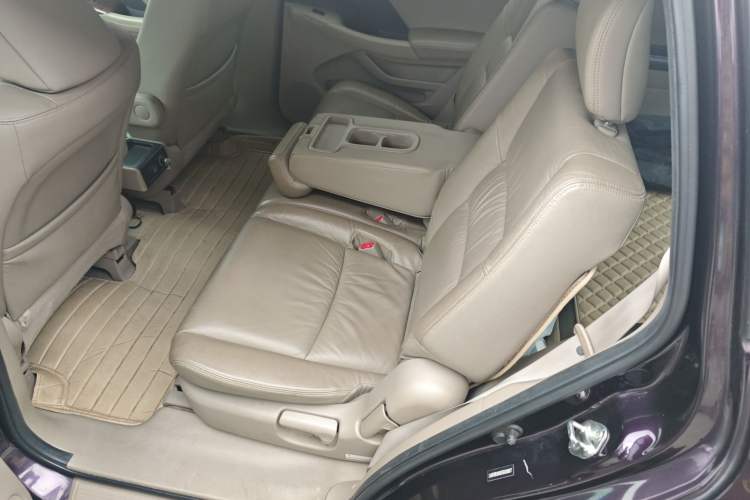 Used Honda Odyssey 2014 2.4L Elite Edition
