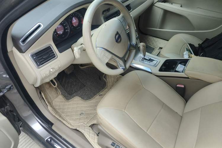 Used Volvo S80L 2011 2.0T Zhiya Edition
