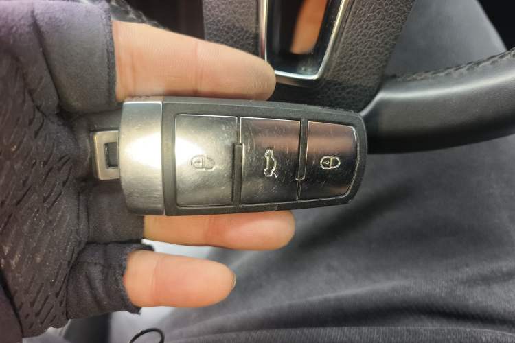 Used Volkswagen FAW-Volkswagen CC 2013 1.8TSI Prestige Model
