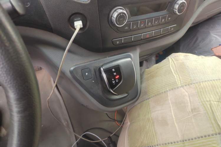 Used Foton Toano 2023 2.0T Automatic Urban Edition Short Wheelbase Mid-Height Design with Single Rear Tire—Available in 5/6/9-Seater Configurations
