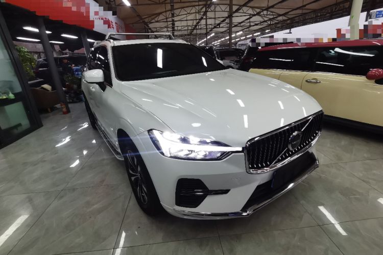 Used Volvo XC60 2023 B5 4x4 Smart Luxury Edition