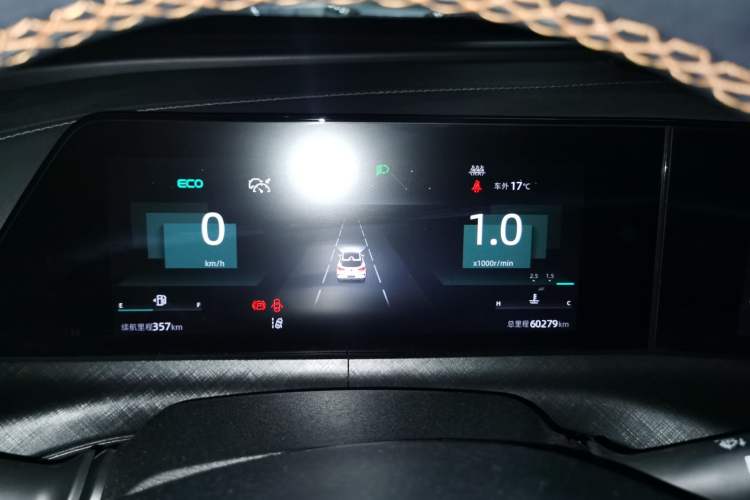 Used CHANGAN UNI-T 2022 1.5T Prestige Version Instrument Cluster