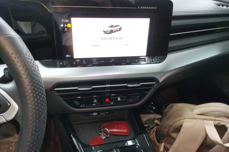 Used Volkswagen Lamando 2023 Lavida L 280TSI DSG Spicy Edition Audio And AC Panel