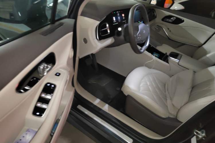 Used Rising R7 2022 Standard Advanced Version