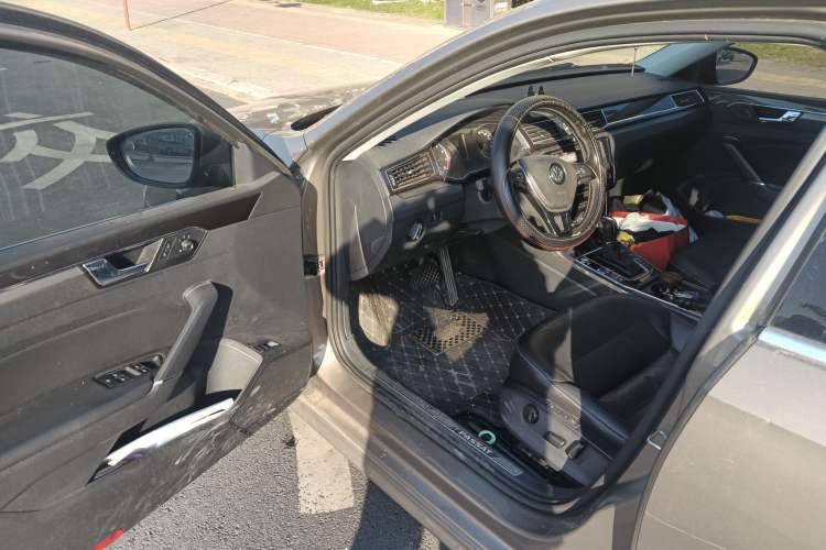 Used Volkswagen Passat 2016 330TSI DSG Prestige Edition
