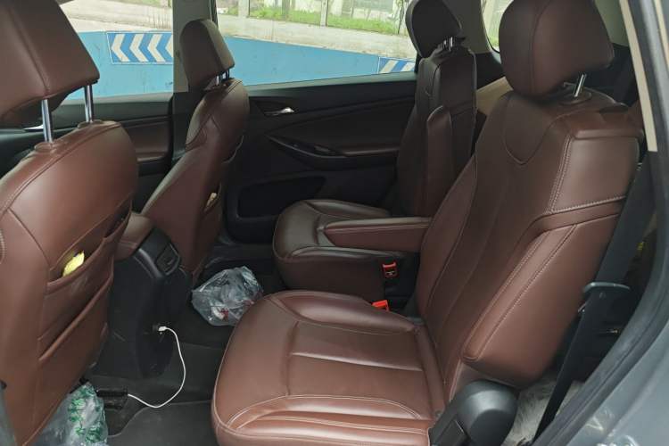 Used Buick GL6 2019 18T 6-Seater Connected Luxury Version China V Standard