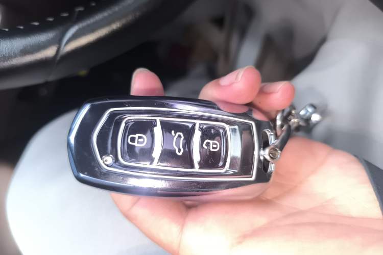 Used Geely Auto Emgrand GT 2017 1.8T Luxury Model
