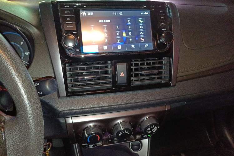 Used Toyota YARiS L Zhi Xuan 2015 1.5E Automatic Charm Edition Audio And AC Panel