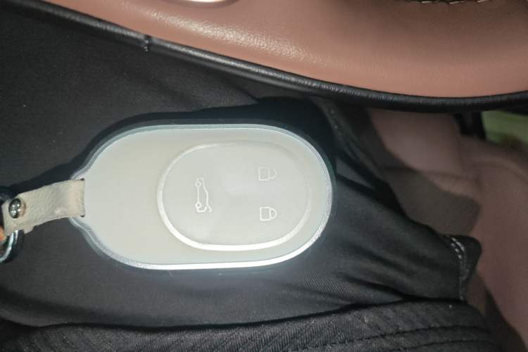 Used Nio EC6 2024 100 kWh Interior 1