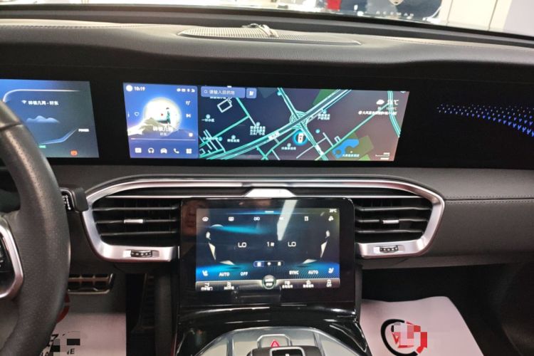 Used Hongqi E-HS9 2021 460 km Range Flagship Edition Six-Seater Audio And AC Panel