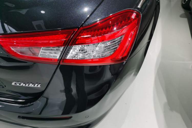 Used Maserati Ghibli 2019 3.0T Diamond Black Global Limited Edition China VI Standard Right Rear Taillight